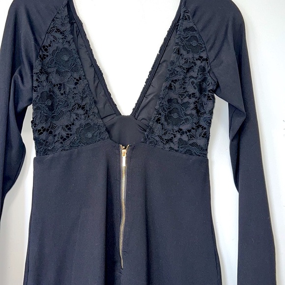 BEBE form fitting dress - Picture 7 of 9